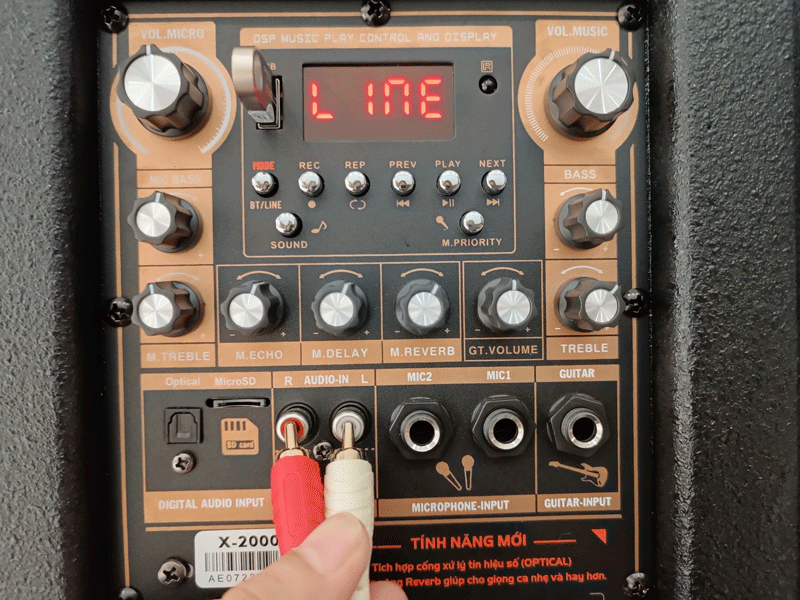 Cách kết nối mixer với loa kéo đơn giản để karaoke hay